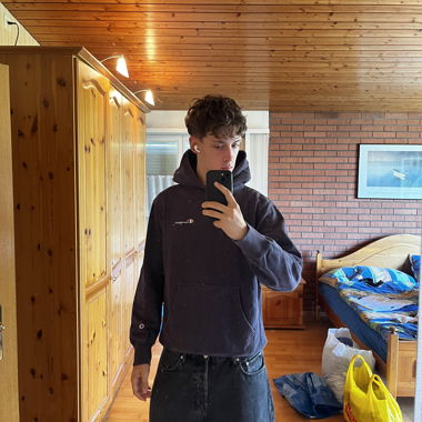 Champion Hoodie Preis auf VB
