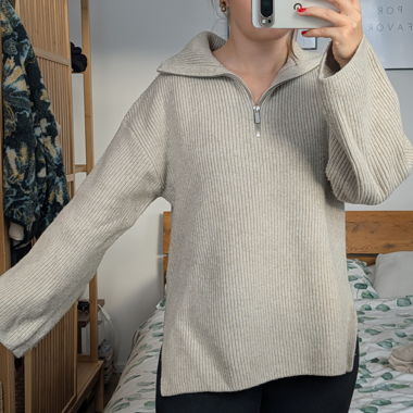 Pull en maille beige avec zip