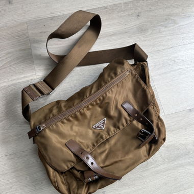Prada Umhaengetasche Braun vintage