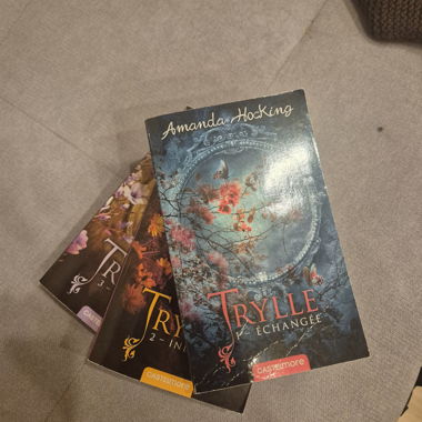 Lotto di libri fantasy Trylle tomo 1,2,3