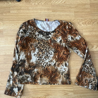 Maglia a maniche lunghe con motivo