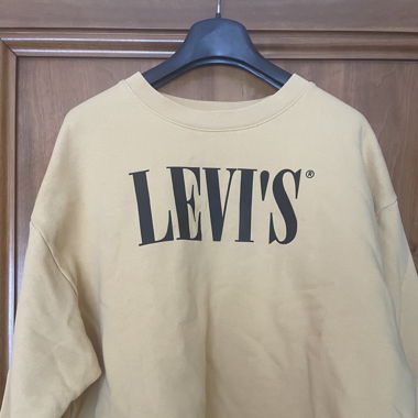 Levi’s sweater 
