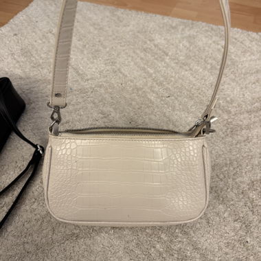 Gina Tricot shoulder bag