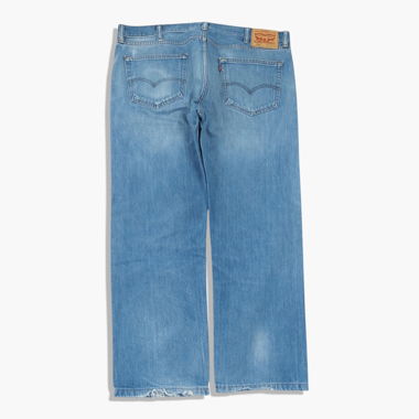 VINTAGE STRAIGHT LEVIS JEANS MEN L