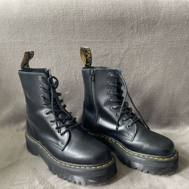 Dr. Martens Plateau 