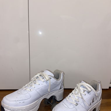 Virale Rollschuh Sneaker