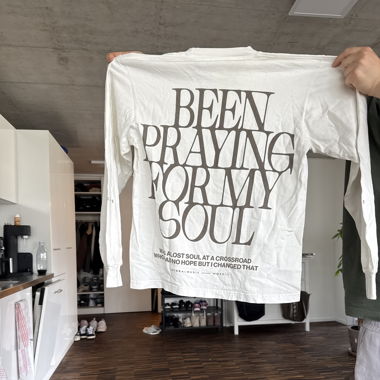 Sweater NF Merch