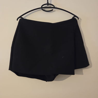 Zara schwarzer Skort