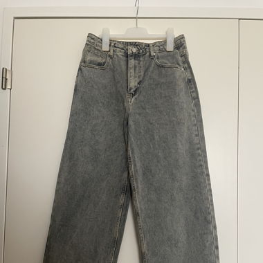 Wide Leg Jeans