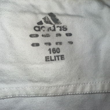 Adidas WKF Karate Anzug mit 3 Gürtel dazu