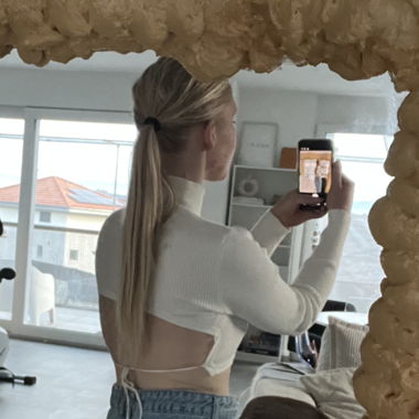 Col roulé crop top
