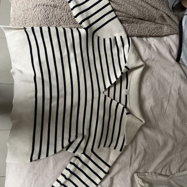 Arket Pullover mit Streifen
