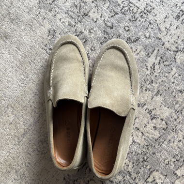 Beige/Green Suede Loafers
