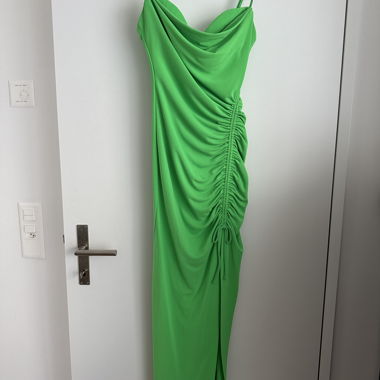 Zara Midikleid mit Trägern