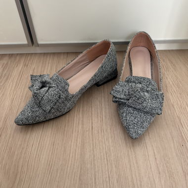 Tweed Pumps with Bow