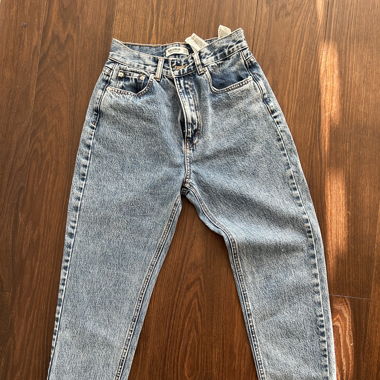 Mom Jeans