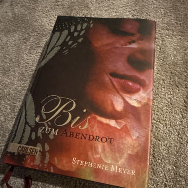 Bis(s) until the Evening Red, Book 3