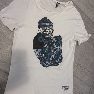 T-shirt Mystic Kook