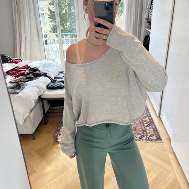 Schulterfreier Pullover 