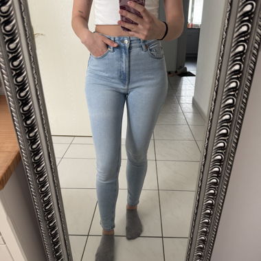Jeans skinny chiaro taglia 36