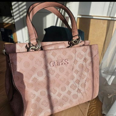 Guesstasche