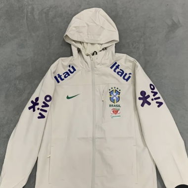Nike Brasilien Kapuzenjacke