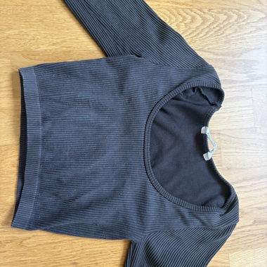 Black ribbed long sleeve top