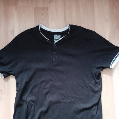 T-shirt noir