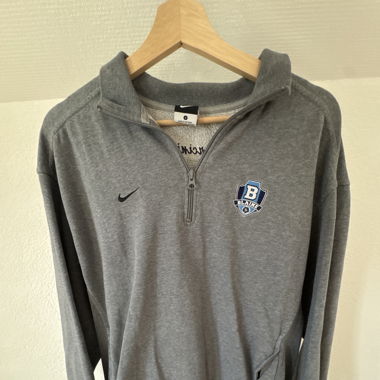nike vintage zip-up sweater