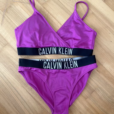 Pinker Bikini