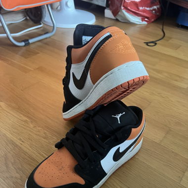 Jordan 1 Low Shattered Backboard 