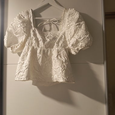 H&M Weisses Top mit Puffärmeln