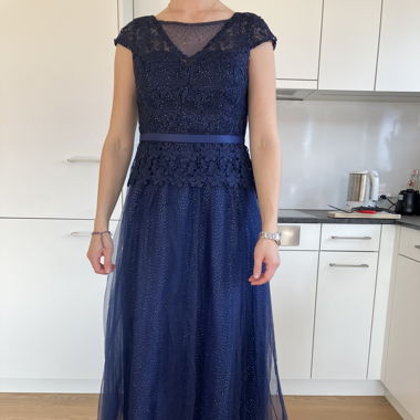 Abendkleid elegant festlich 