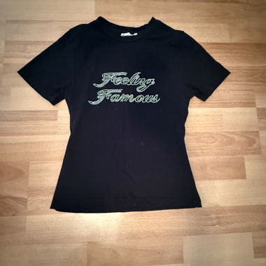 T-shirt nero Feeling Famous