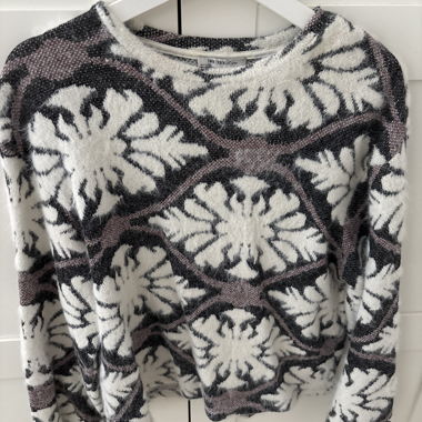 Zara Pullover