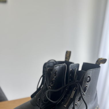Dr. Martens 1460 Frnt Zip
