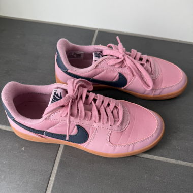 Baskets Nike roses