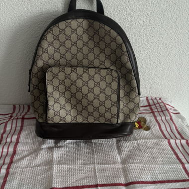 Sac à dos Gucci GG