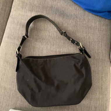 black handbag