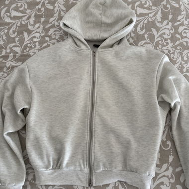 Sweat à capuche zippé gris