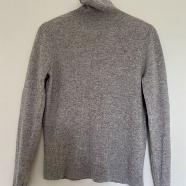 Pull en cachemire gris