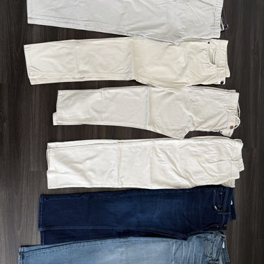 5 Herrenhosen in Beige und Jeans, Set