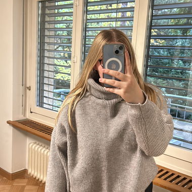 Pull col roulé gris