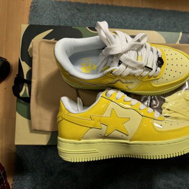 A bathing ape, BapeSTA jaune
