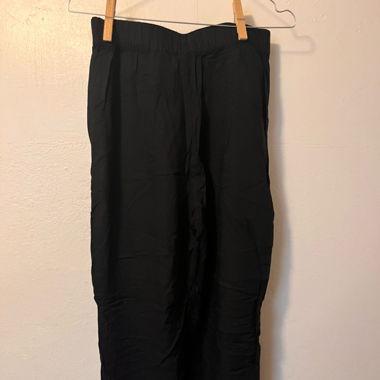 Schwarze Sommerhose