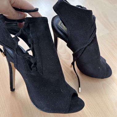 Truffle Collection High Heels