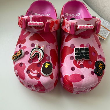 Crocs