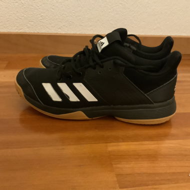 Baskets Adidas en bon état