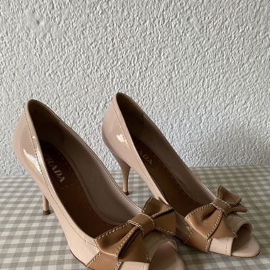 prada high heels 37.5