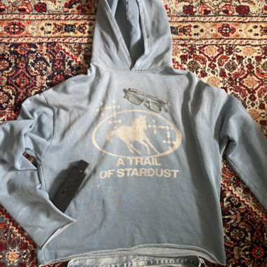 ZARA Hoodie A Trail of Stardust, blau